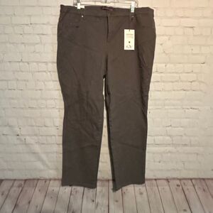 Gloria Vanderbilt Amanda The Original Slimming Jean Women’s 18W Short